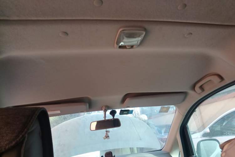 Used Nissan NV200 2016 1.6L CVT Luxury Model Headliner