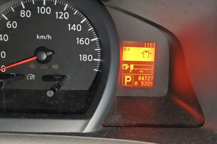 Used Nissan NV200 2016 Revised Version 1.6L CVT Luxury Edition Instrument Cluster