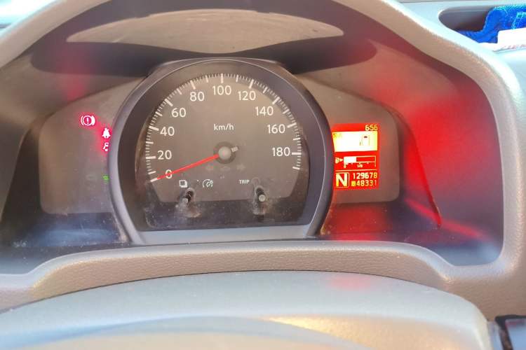 Used Nissan NV200 2016 1.6L CVT Luxury Model Instrument Cluster