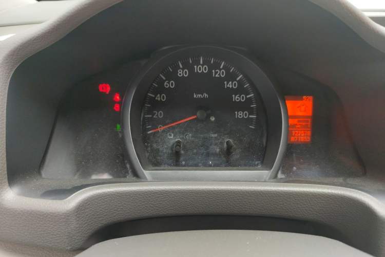 Used Nissan NV200 2016 Revised Version 1.6L Manual Luxury Edition Instrument Cluster