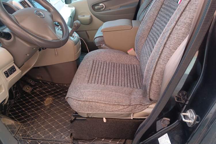Used Nissan NV200 2016 1.6L CVT Luxury Model Left Front Seat