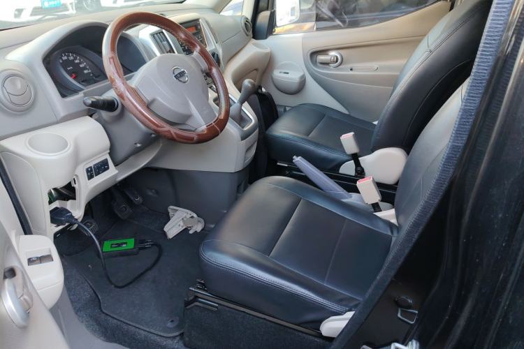 Used Nissan NV200 2016 Revised Version 1.6L Manual Luxury Edition Left Front Seat