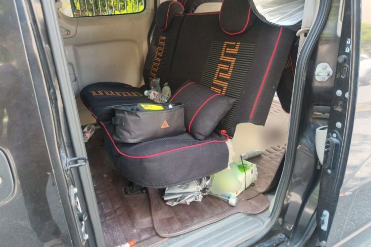 Used Nissan NV200 2016 Revised Version 1.6L Manual Luxury Edition Left Rear Seat
