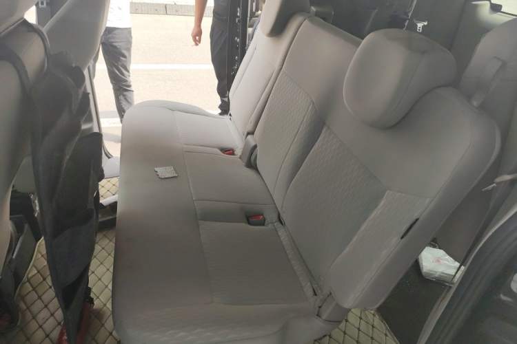 Used Nissan NV200 2016 Revised Version 1.6L Manual Luxury Edition Left Rear Seat