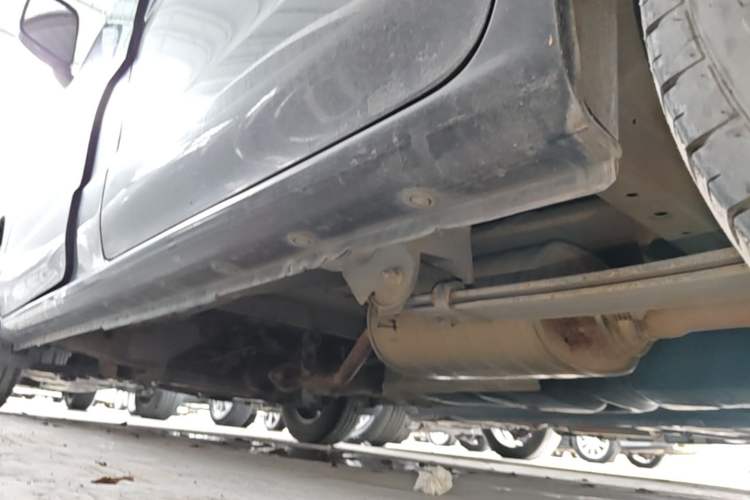 Used Nissan NV200 2016 Revised Version 1.6L CVT Luxury Edition Left Side Sill
