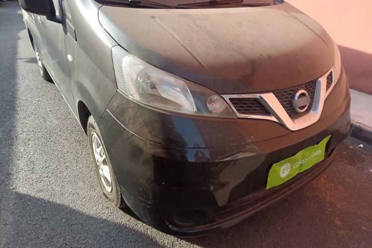 Used Nissan NV200 2016 1.6L CVT Luxury Model Right Front Headlight