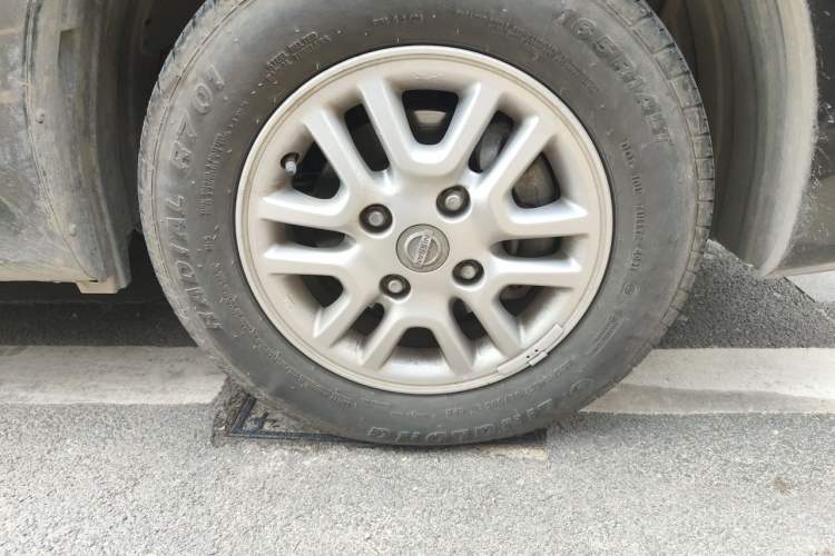 Used Nissan NV200 2016 Revised Version 1.6L Manual Luxury Edition Right Front Wheel Hub