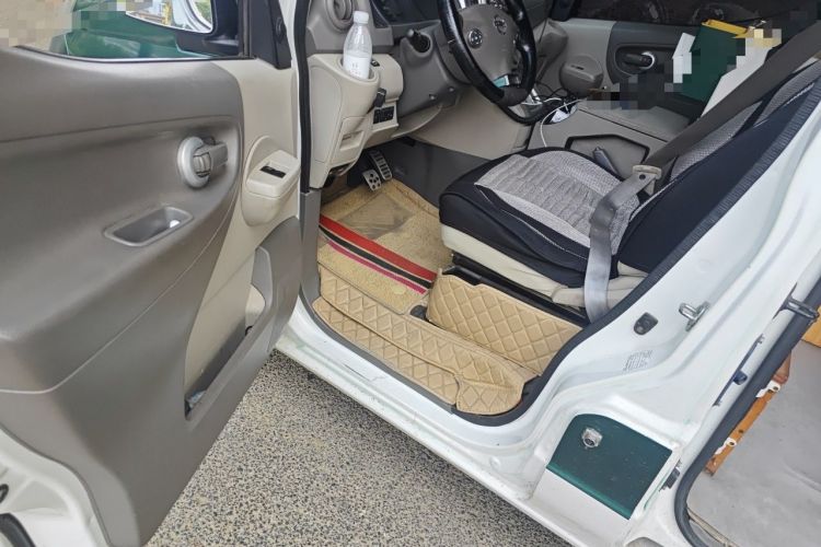 Used Nissan NV200 2016 Revised Version 1.6L CVT Luxury Edition Driver Seat