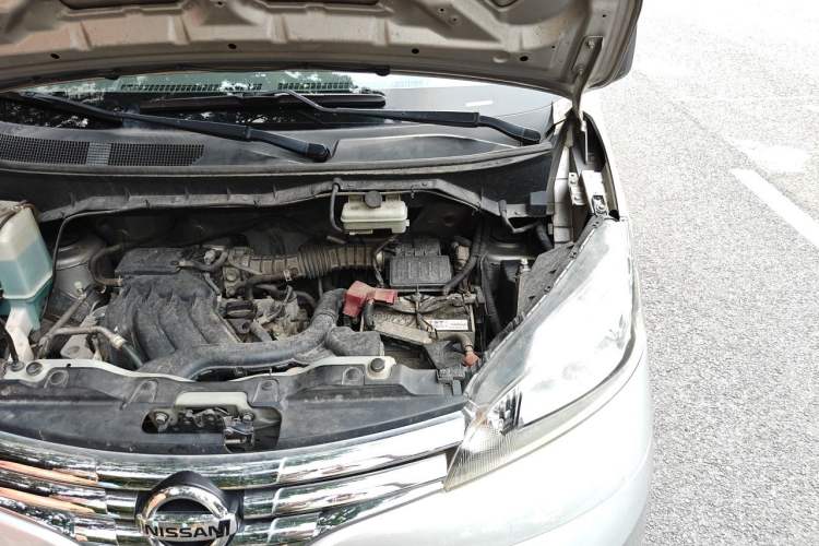 Used Nissan NV200 2016 Revised Version 1.6L CVT Luxury Edition Engine Bay Left