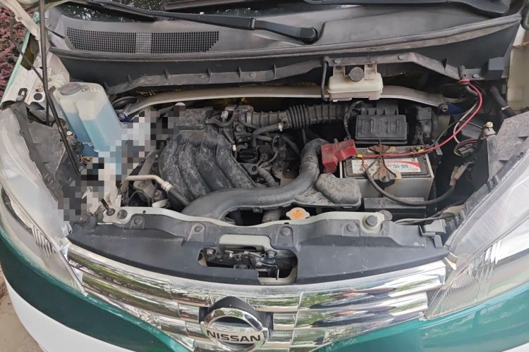 Used Nissan NV200 2016 Revised Version 1.6L CVT Luxury Edition Engine Bay