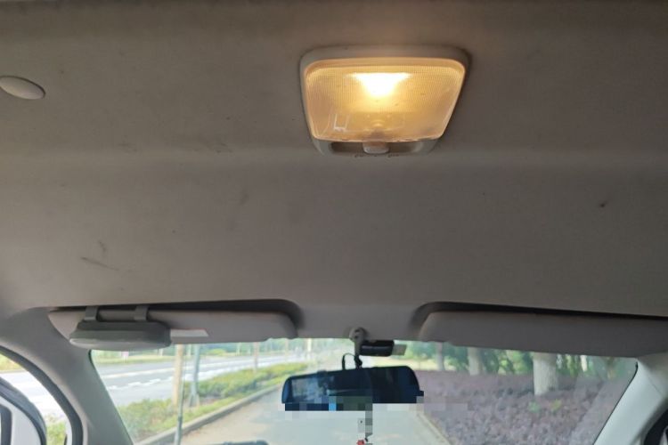Used Nissan NV200 2016 Revised Version 1.6L CVT Luxury Edition Headliner