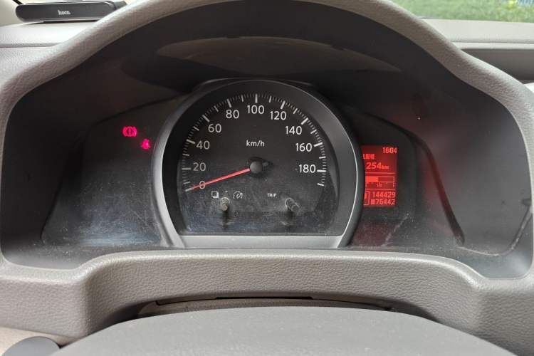 Used Nissan NV200 2016 Revised Version 1.6L CVT Luxury Edition Instrument Cluster