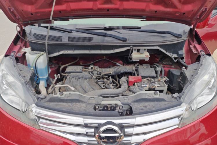 Used Nissan NV200 2016 Revised Version 1.6L CVT Luxury Edition Engine Bay