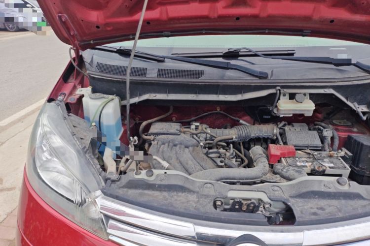 Used Nissan NV200 2016 Revised Version 1.6L CVT Luxury Edition Engine Bay Right