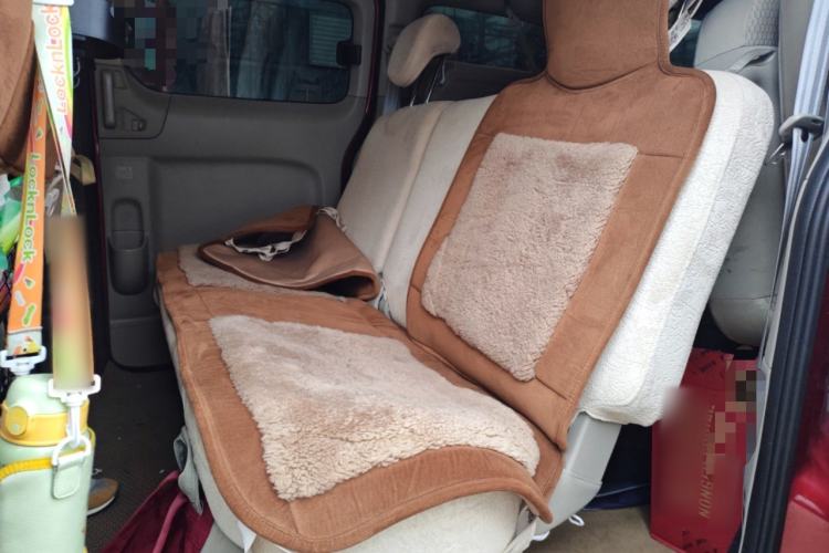 Used Nissan NV200 2016 Revised Version 1.6L CVT Luxury Edition Left Rear Seat