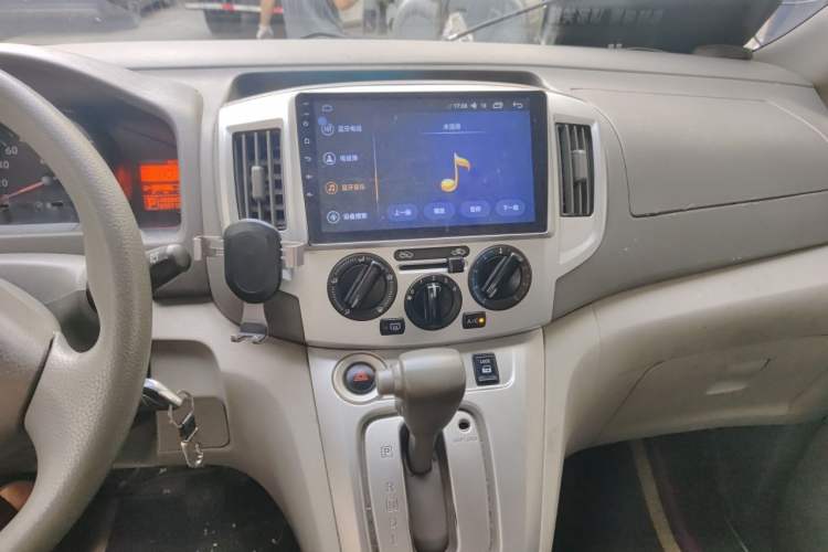 Used Nissan NV200 2016 Revised Version 1.6L CVT Luxury Edition Audio And AC Panel