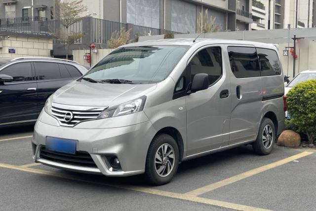 Used Nissan NV200 2016 Revised Version 1.6L CVT Luxury Edition