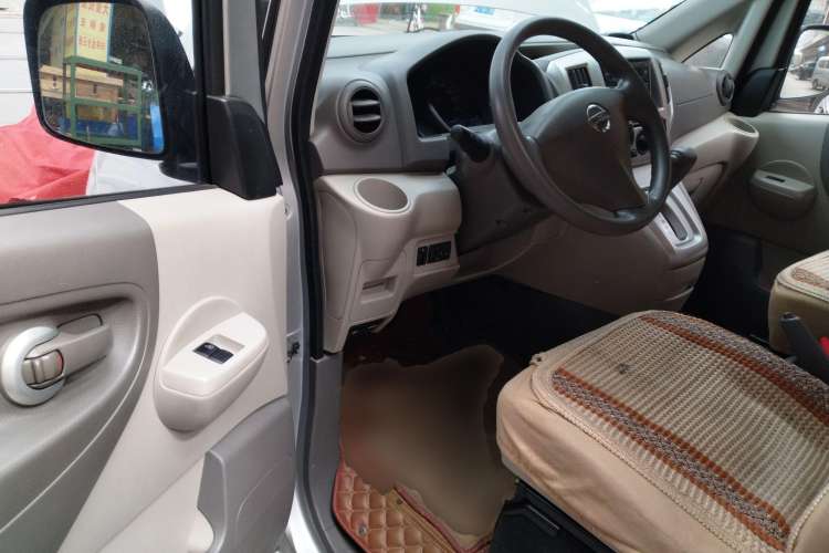 Used Nissan NV200 2016 Revised Version 1.6L CVT Luxury Edition Driver Seat