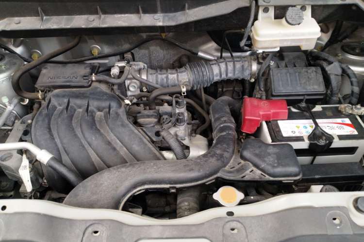 Used Nissan NV200 2016 Revised Version 1.6L CVT Luxury Edition Engine Bay