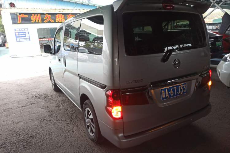 Used Nissan NV200 2016 Revised Version 1.6L CVT Luxury Edition Exterior 1