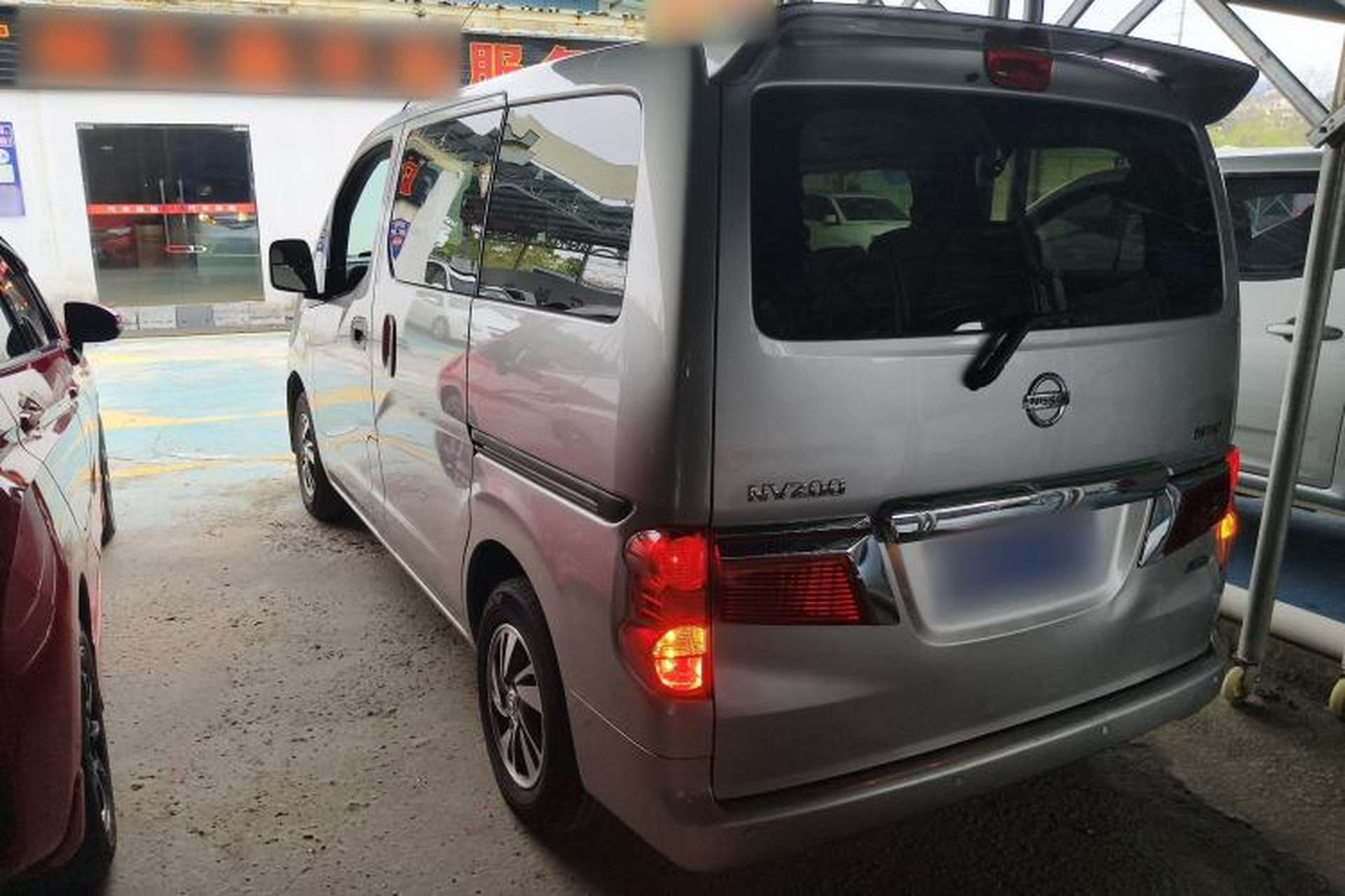 Used Nissan NV200 2016 Revised Version 1.6L CVT Luxury Edition Exterior 2