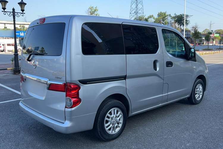 Used Nissan NV200 2016 Revised Version 1.6L Manual Luxury Edition Exterior 3