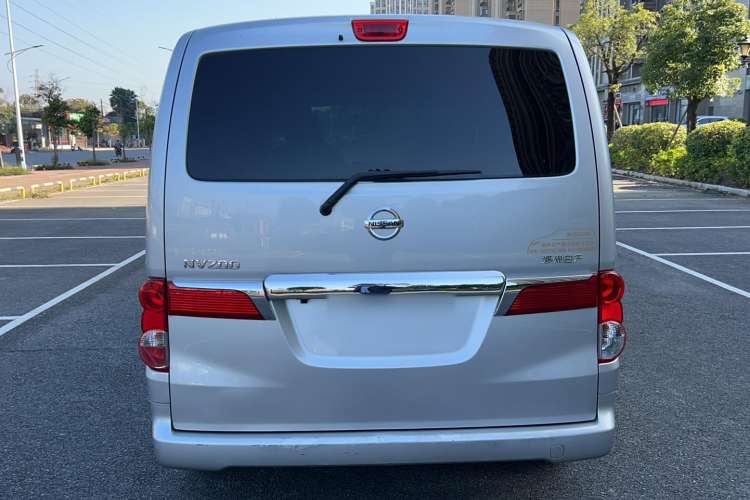 Used Nissan NV200 2016 Revised Version 1.6L Manual Luxury Edition Exterior 4