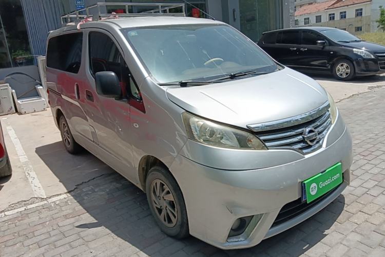 Used Nissan NV200 2016 Revised Version 1.6L CVT Luxury Edition Front Right 45 Deg