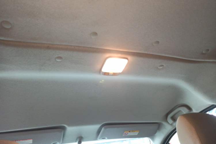 Used Nissan NV200 2016 Revised Version 1.6L CVT Luxury Edition Headliner