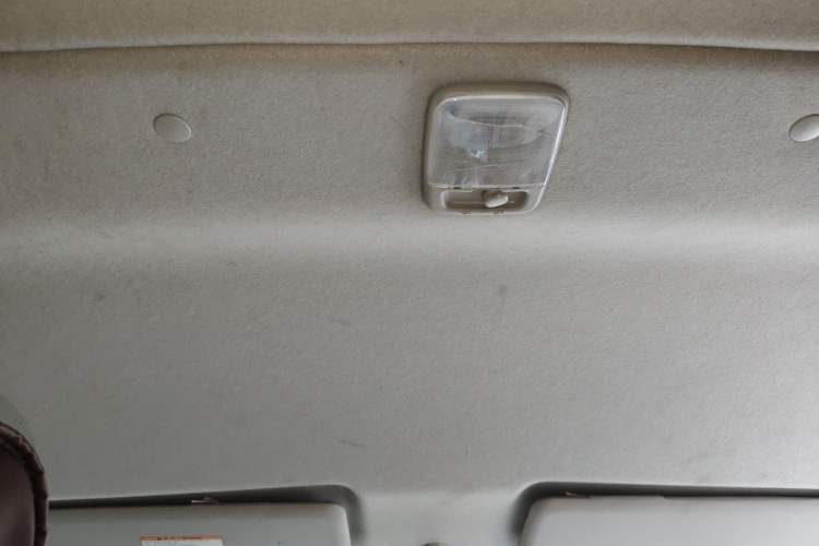 Used Nissan NV200 2016 1.6L CVT Luxury Model Headliner