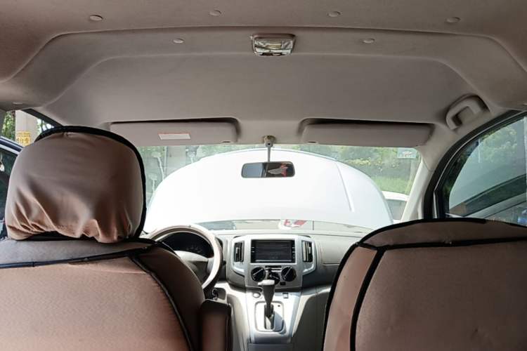 Used Nissan NV200 2016 Revised Version 1.6L CVT Luxury Edition Headliner
