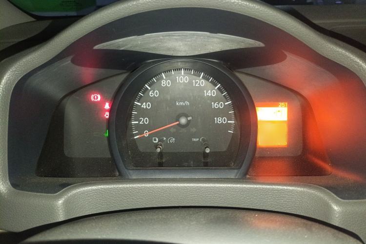 Used Nissan NV200 2016 Revised Version 1.6L CVT Luxury Edition Instrument Cluster