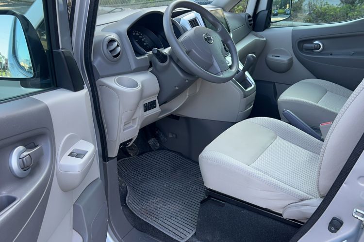 Used Nissan NV200 2016 Revised Version 1.6L Manual Luxury Edition Interior 2