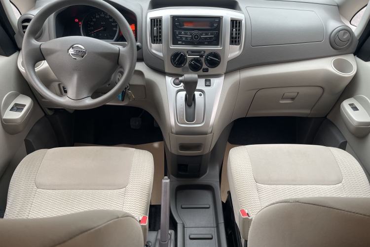 Used Nissan NV200 2016 Revised Version 1.6L CVT Luxury Edition Interior 2