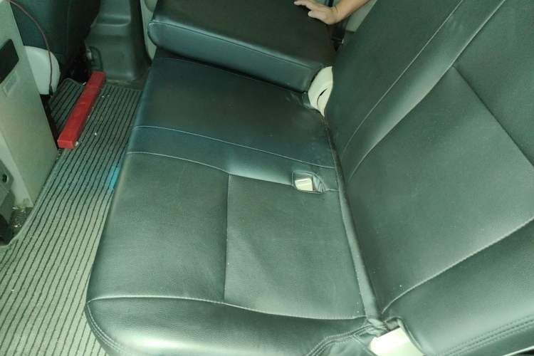 Used Nissan NV200 2016 Revised Version 1.6L CVT Luxury Edition Left Rear Seat