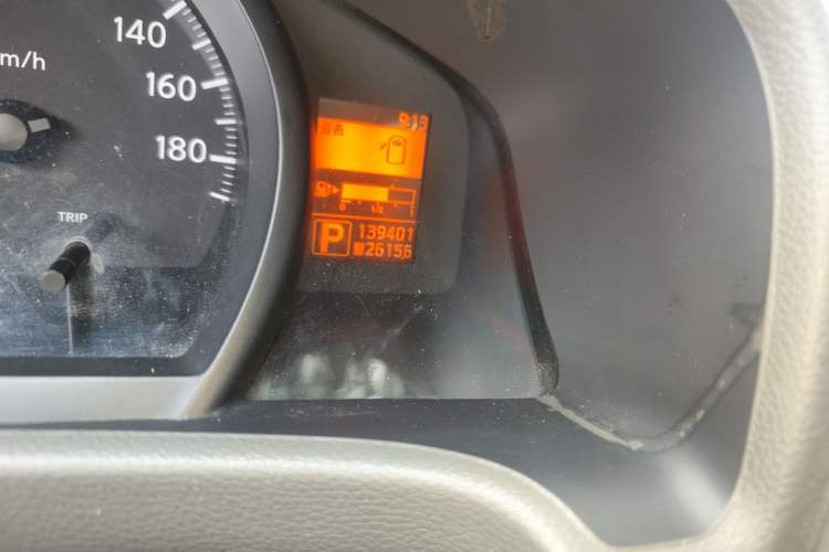 Used Nissan NV200 2016 Revised Version 1.6L CVT Luxury Edition Odometer Close Up