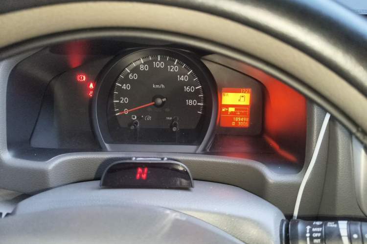 Used Nissan NV200 2016 Revised Version 1.6L Manual Luxury Edition Odometer Close Up