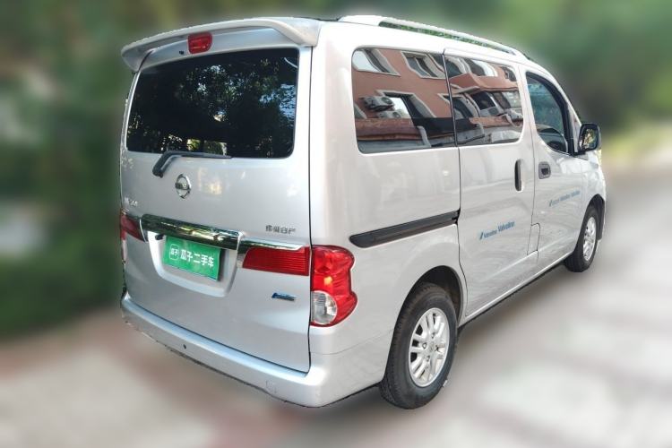 Used Nissan NV200 2016 1.6L CVT Luxury Model Rear Right 45 Deg