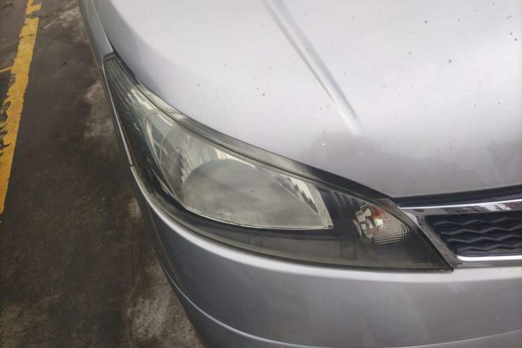 Used Nissan NV200 2016 Revised Version 1.6L Manual Luxury Edition Right Front Headlight