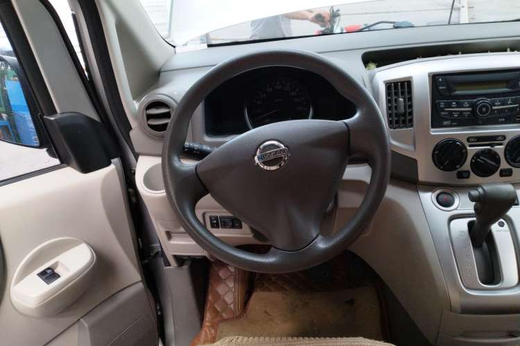 Used Nissan NV200 2016 Revised Version 1.6L CVT Luxury Edition Steering Wheel
