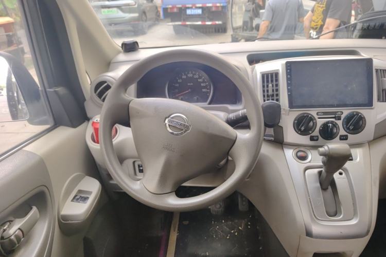 Used Nissan NV200 2016 Revised Version 1.6L CVT Luxury Edition Steering Wheel