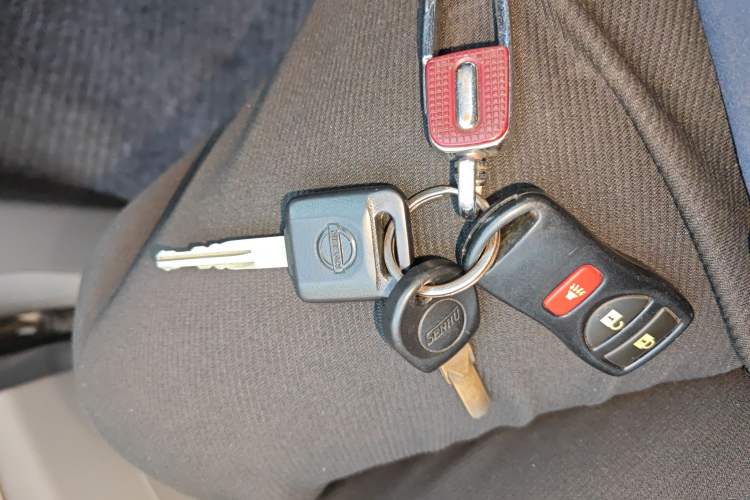 Used Nissan NV200 2016 Revised Version 1.6L CVT Luxury Edition Vehicle Key