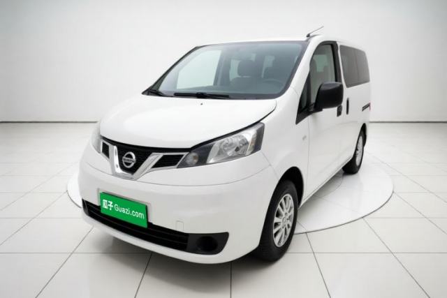 Ojetý Nissan NV200 2016 Revised Version 1.6L Manual Luxury Edition