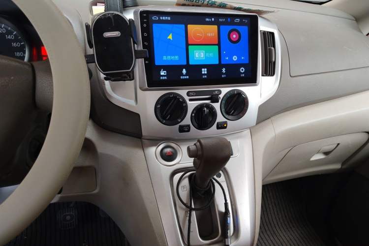 Used Nissan NV200 2016 Revised Version 1.6L CVT Luxury Edition Audio And AC Panel
