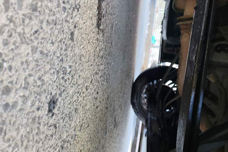 Used Nissan NV200 2016 1.6L CVT Deluxe Model Chassis Rear Left