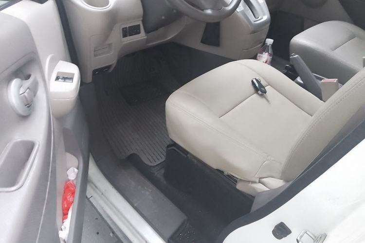 Used Nissan NV200 2016 1.6L CVT Luxury Model Driver Seat