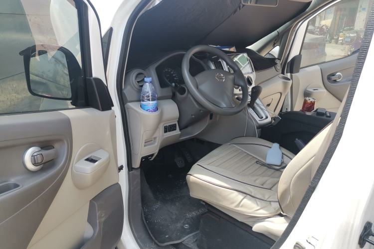Used Nissan NV200 2016 Revised Version 1.6L CVT Deluxe Edition Driver Seat