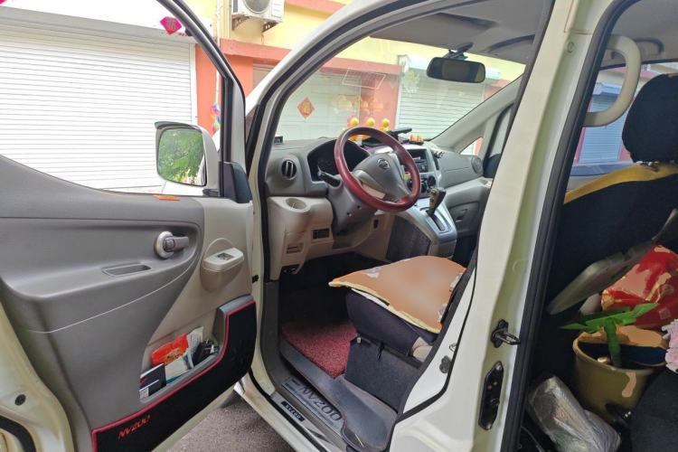 Used Nissan NV200 2016 Revised Version 1.6L CVT Deluxe Edition Driver Seat
