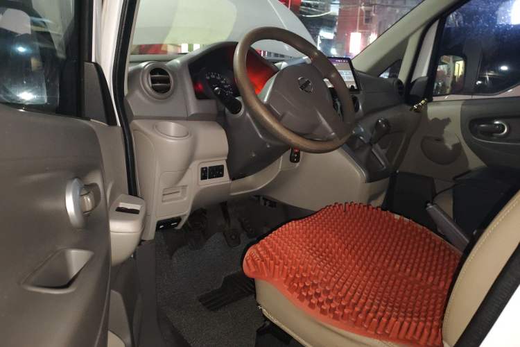 Used Nissan NV200 2016 1.6L Manual Luxury Model Driver Seat