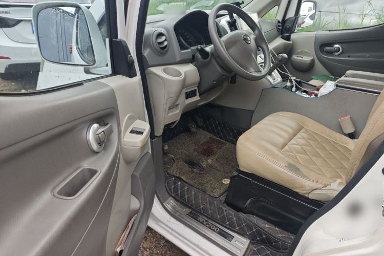 Used Nissan NV200 2016 1.6L CVT Luxury Model Driver Seat